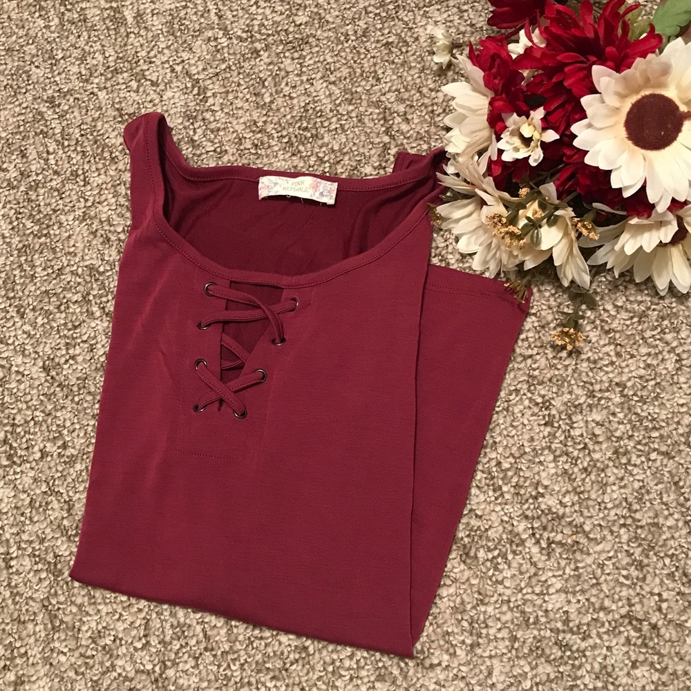 Burgundy tank top Sz XL women / girls / juniors